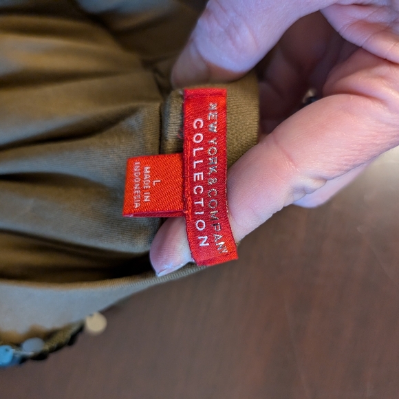 New York Company collection Large gold bronze sequin skirt - Picture 3 of 3